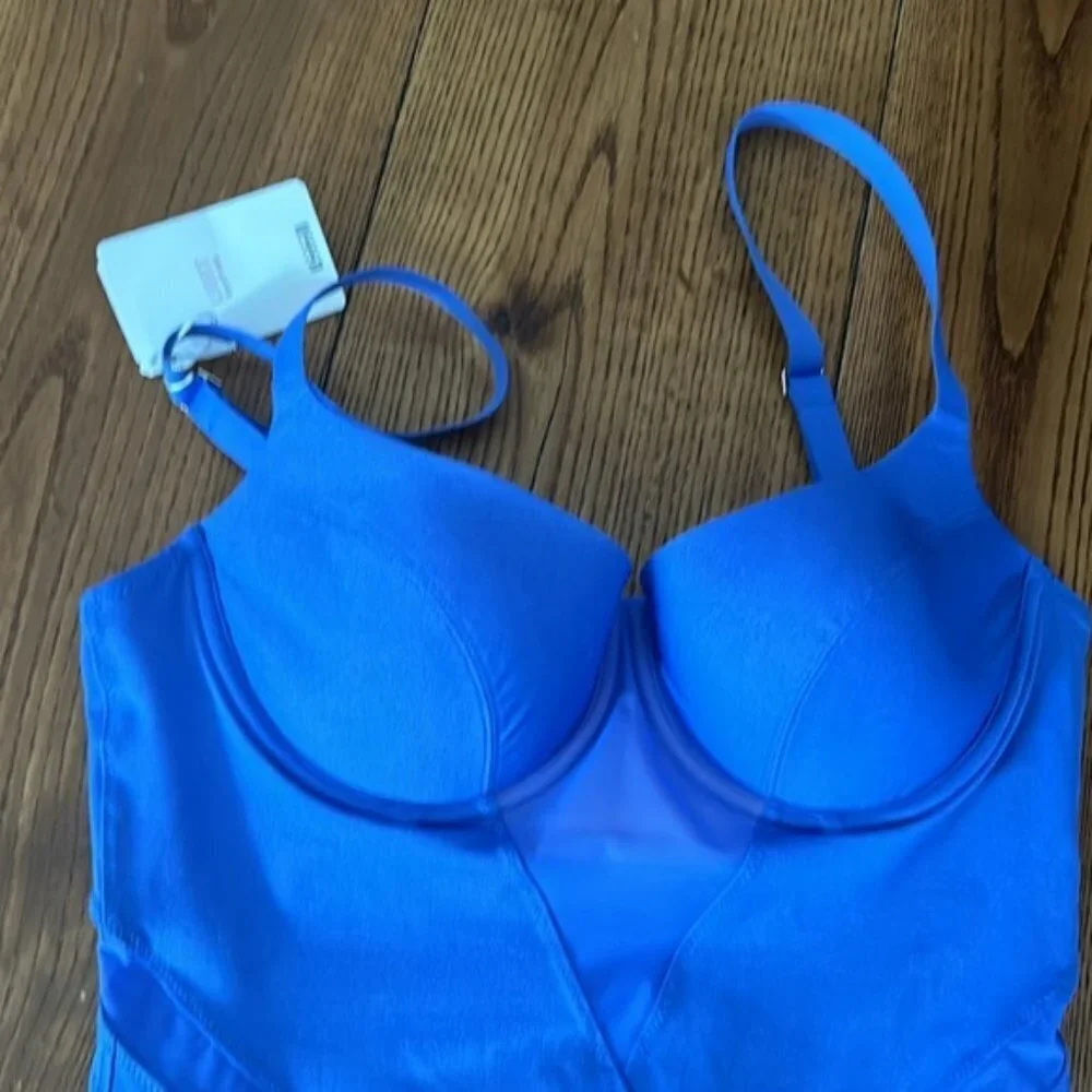 NWT WOLFORD Egyptian blue Juventas beach light shaping one piece swim L/B cup
